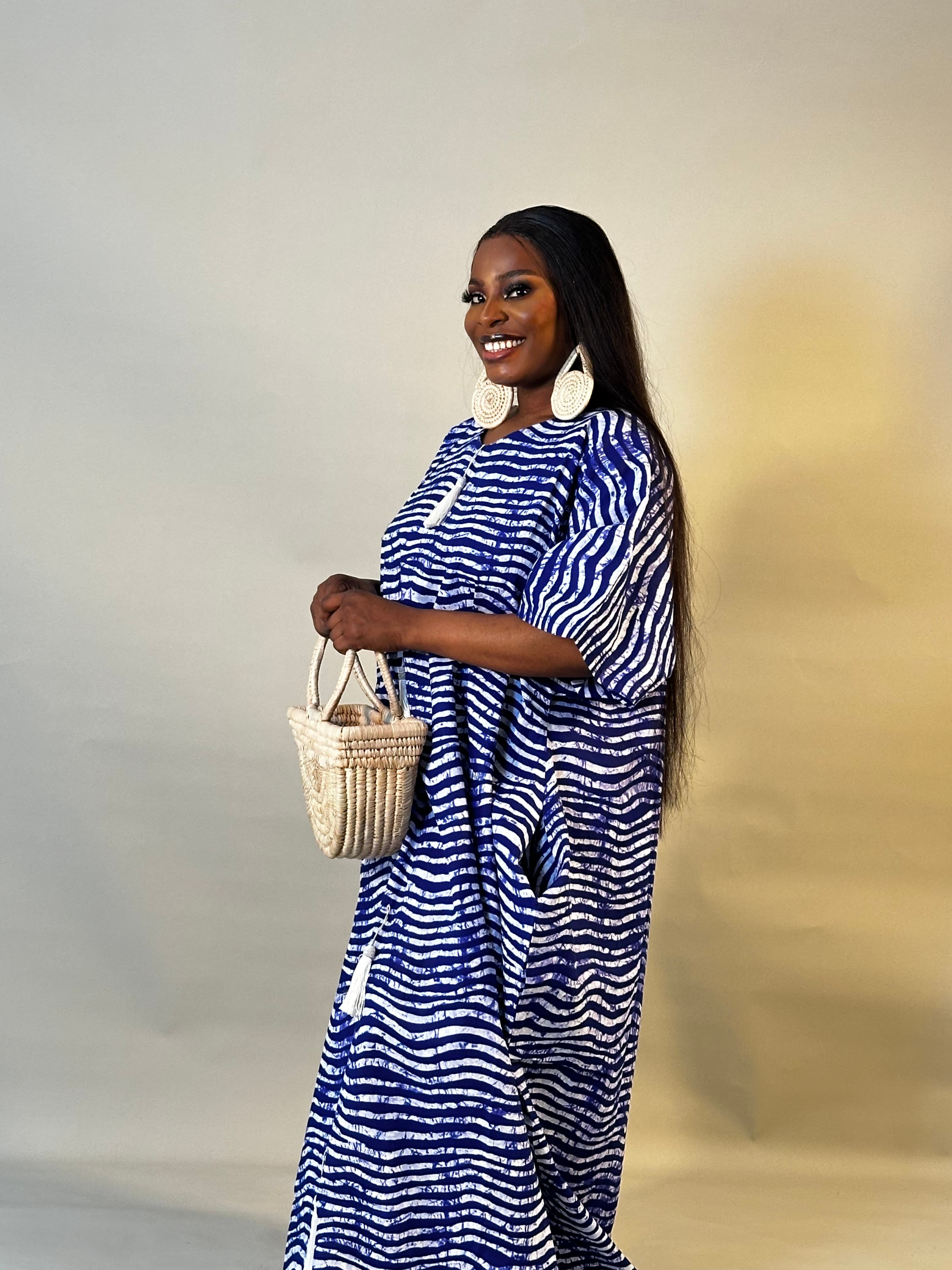 White Raffia Disc Earrings — 1